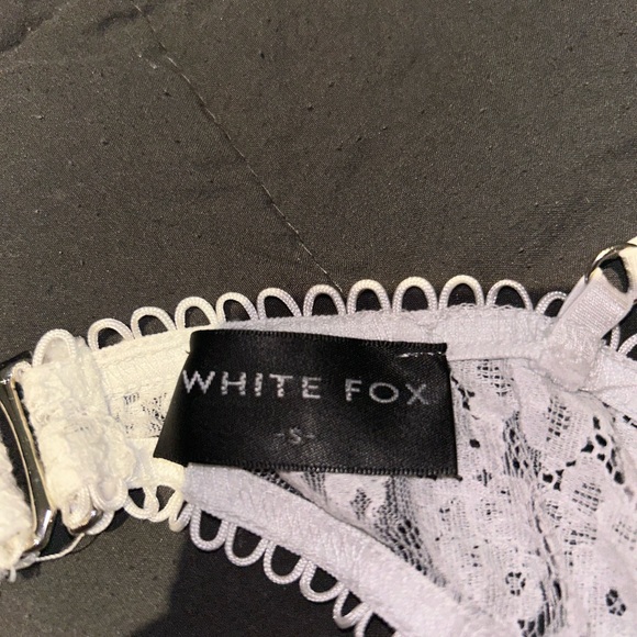 white fox corset ❤️ - Picture 3 of 3